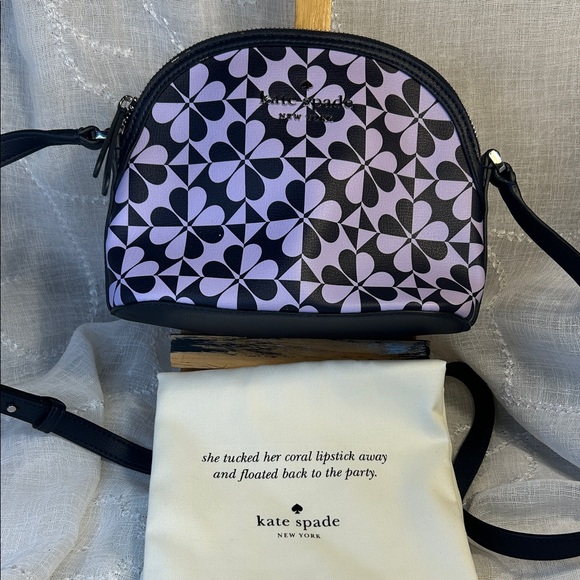 NWOT Kate Spade heart pattern shoulder / crossbody adjustable strap bag